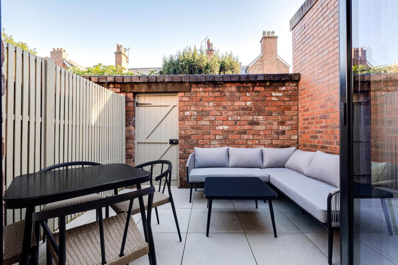 *New* Little Pyecroft House, Chester Exterior photo